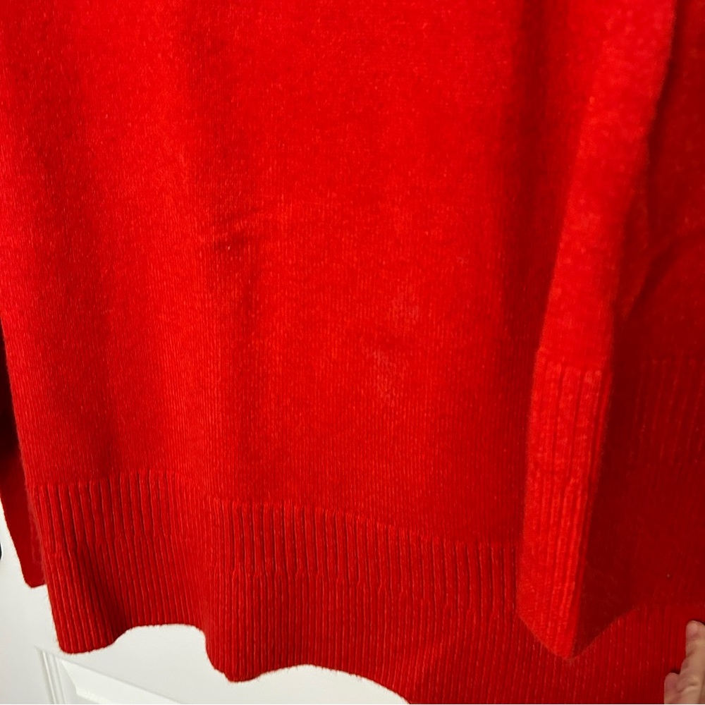 Moth Saskia Oversized Sweater - Picture 10 of 16